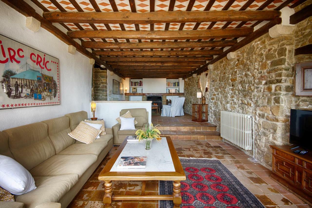 Masia Pou Casa rural